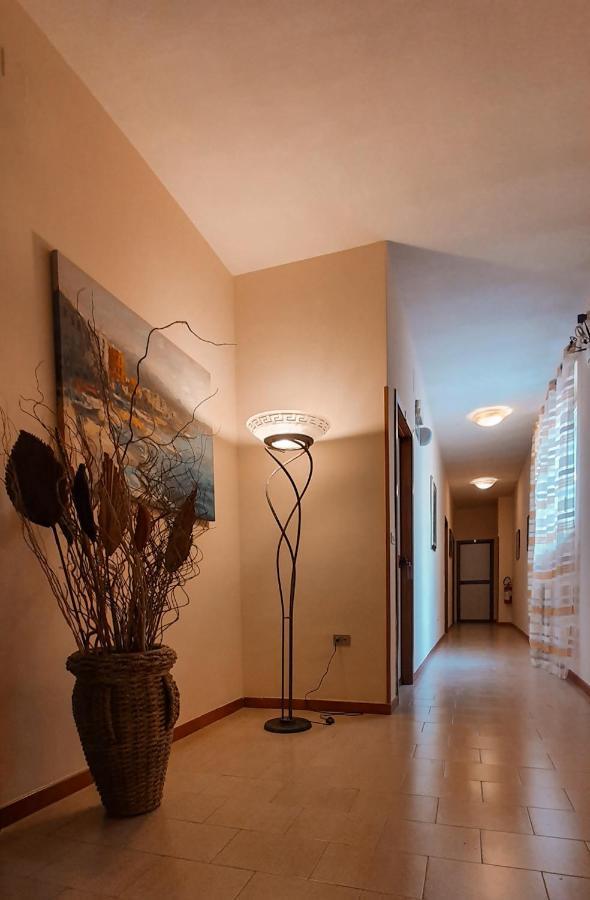 Hotel Mediterraneo Giovinazzo Exteriör bild